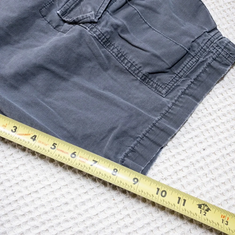 Levis Mens Cargo Shorts Gray Ripstop Utility Pockets Casual Outdoor Size 30